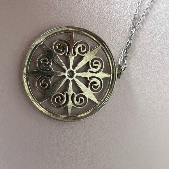 Necklace - Picture 6 of 6